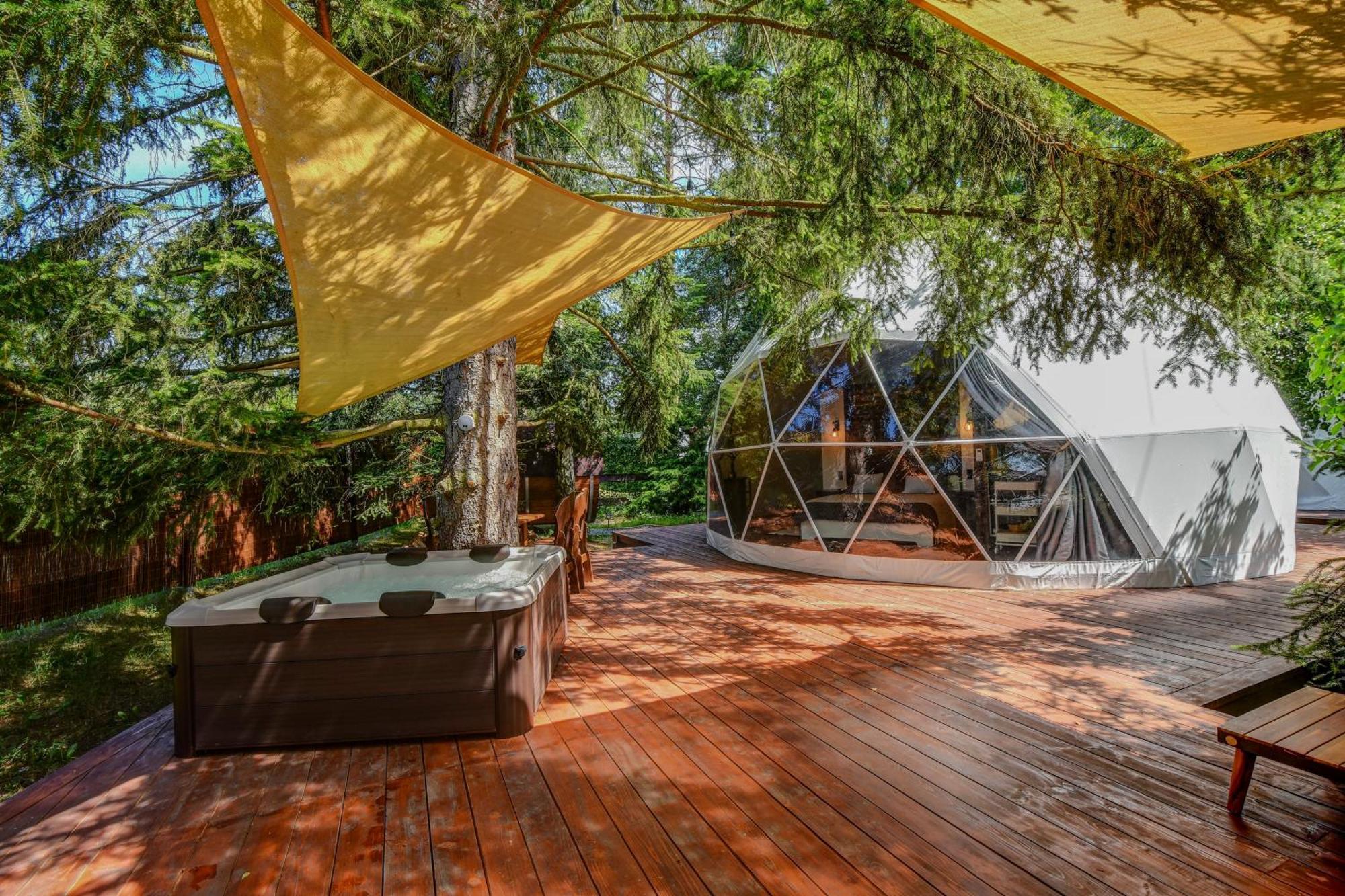 Tiche Misto Glamping Hotel Slapy  Bagian luar foto